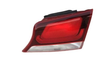 Hyundai Santa Fe XL Tail Light - 92404-B8500