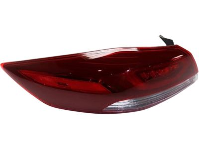 2017 Hyundai Elantra Back Up Light - 92402-F2410