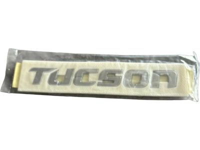 2007 Hyundai Tucson Emblem - 86310-2E000