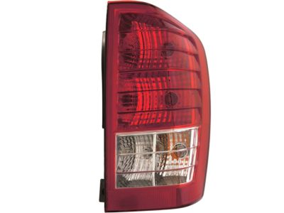 2007 Hyundai Entourage Back Up Light - 92402-4J000