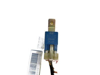 Hyundai 95230-2E500 Relay Assembly-With Pad 95230-2E500 Hyundai Relay Assembly-With Pad Product Photo 1 of 1