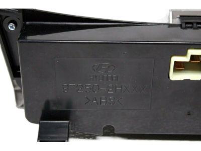 Hyundai 97250-2H000-9Y Heater Control Assembly